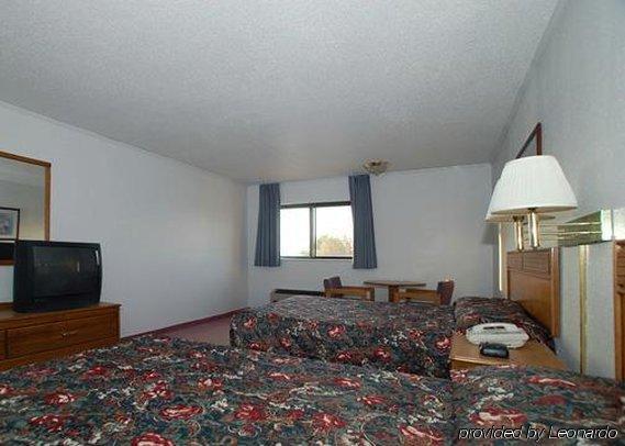 Hotel Econo &